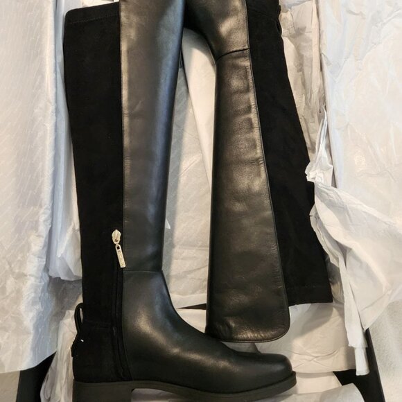 Larroudé Bergen Boot in Black - Picture 3 of 8